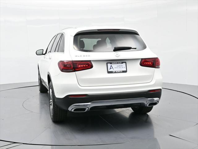 Photo of 2021 Polar White Mercedes-Benz GLC 300