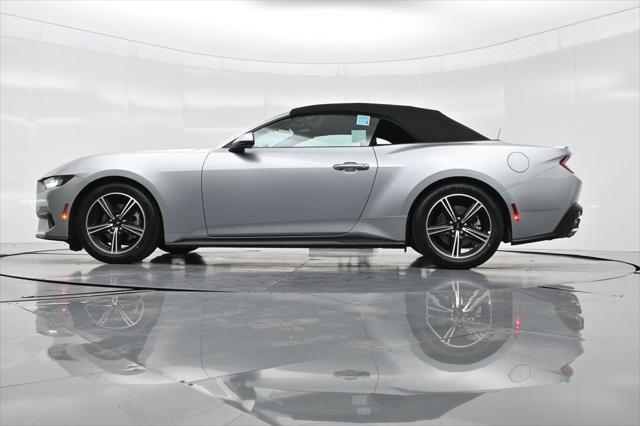 Photo of 2024 Silver Metallic Ford Mustang