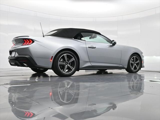 Photo of 2024 Silver Metallic Ford Mustang