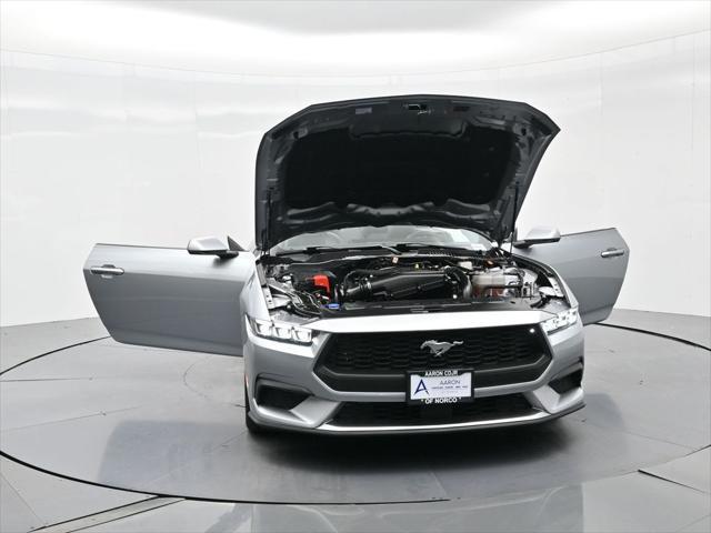 Photo of 2024 Silver Metallic Ford Mustang