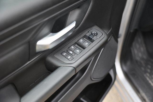 Photo of 2025 Billet Silver Metallic Clearcoat RAM 1500