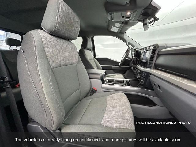 Photo of 2023 Agate Black Metallic Ford F-250