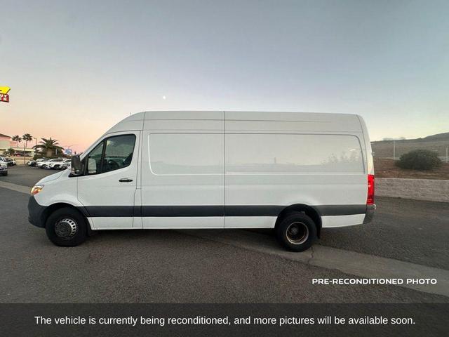 Photo of 2022 White Mercedes-Benz Sprinter 3500XD