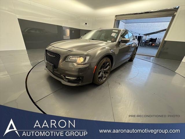 2021 Chrysler 300