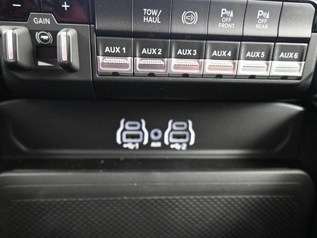 Photo of 2025 Bright White Clearcoat RAM 2500