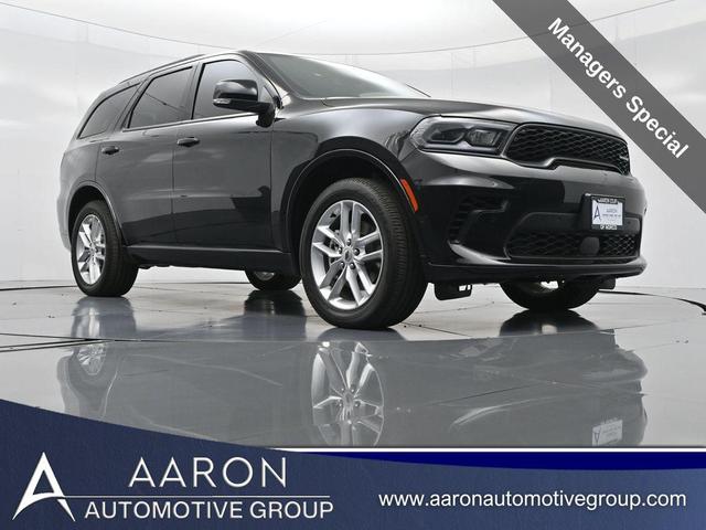 Photo of 2024 DB Black Crystal Clearcoat Dodge Durango