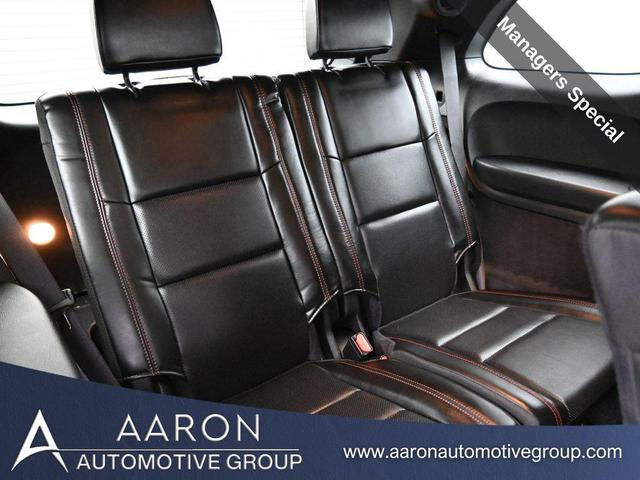 Photo of 2024 DB Black Crystal Clearcoat Dodge Durango