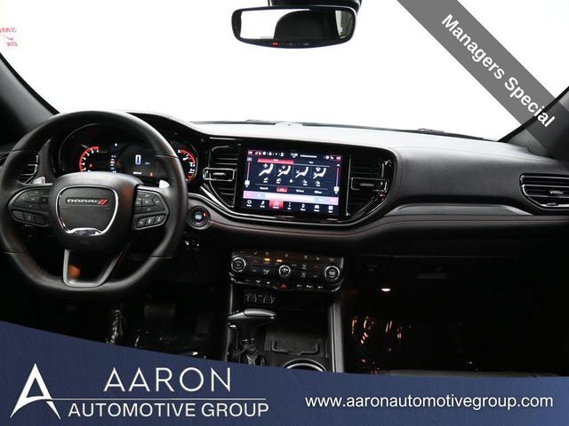 Photo of 2024 DB Black Crystal Clearcoat Dodge Durango