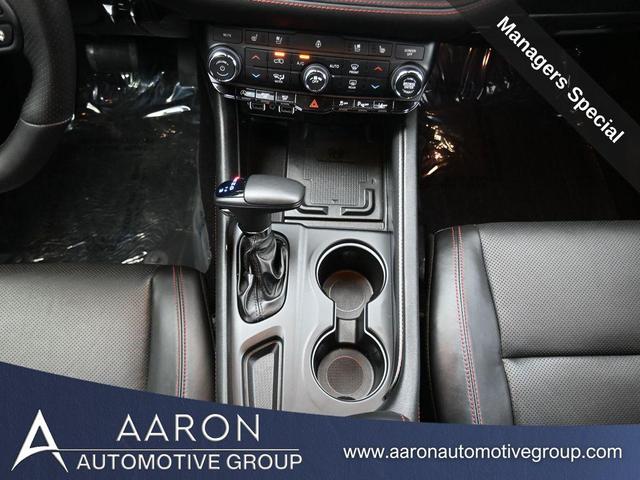Photo of 2024 DB Black Crystal Clearcoat Dodge Durango