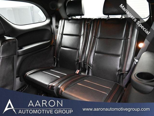 Photo of 2024 DB Black Crystal Clearcoat Dodge Durango