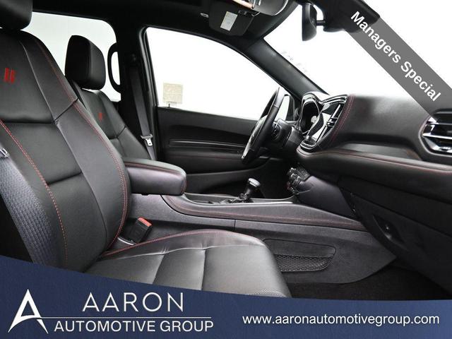 Photo of 2024 DB Black Crystal Clearcoat Dodge Durango