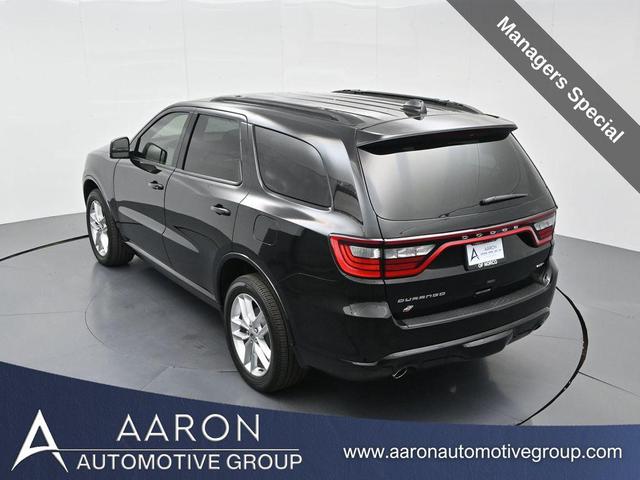 Photo of 2024 DB Black Crystal Clearcoat Dodge Durango