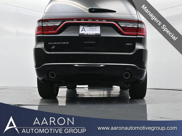 Photo of 2024 DB Black Crystal Clearcoat Dodge Durango