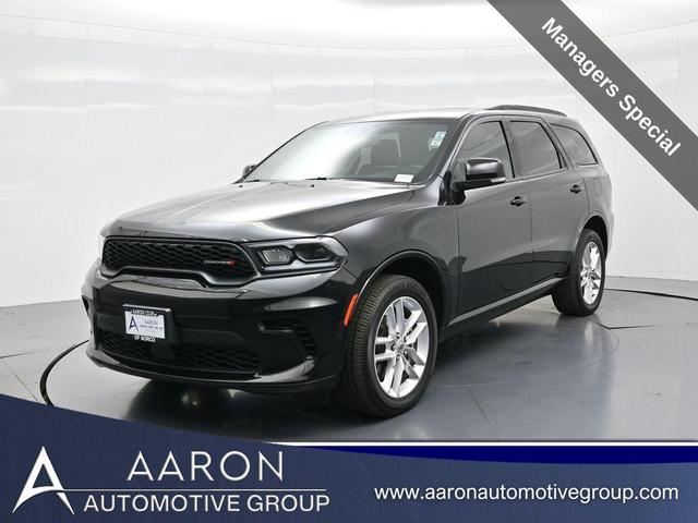 Photo of 2024 DB Black Crystal Clearcoat Dodge Durango