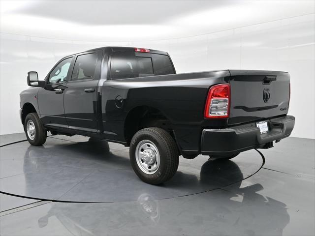 Photo of 2024 Diamond Black Crystal Pearlcoat RAM 2500