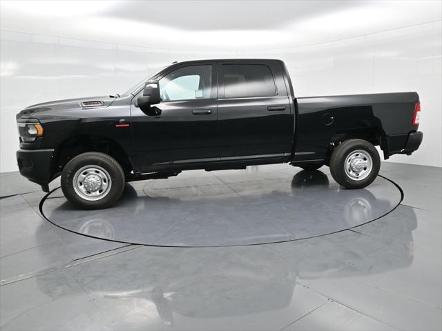 Photo of 2024 Diamond Black Crystal Pearlcoat RAM 2500