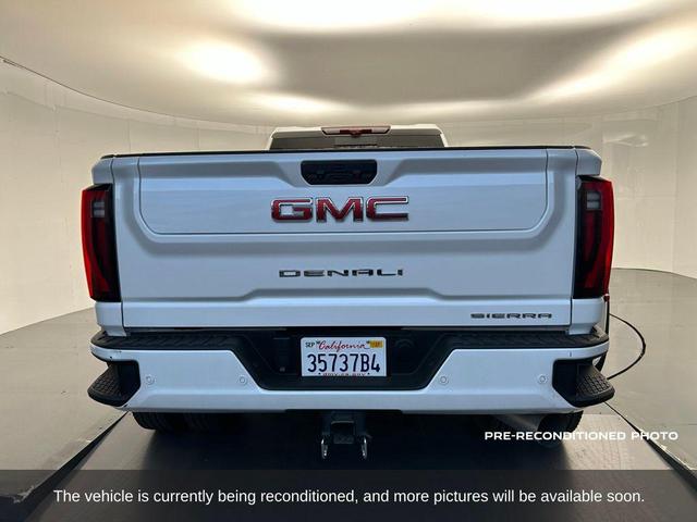 Photo of 2025 White Frost Tricoat GMC Sierra 3500