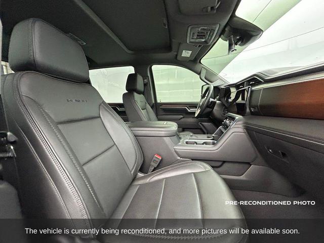 Photo of 2025 White Frost Tricoat GMC Sierra 3500