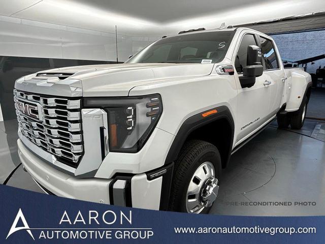 Photo of 2025 White Frost Tricoat GMC Sierra 3500