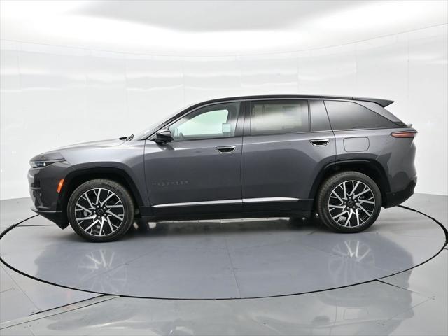 Photo of 2025 Baltic Gray Metallic Clearcoat Jeep Wagoneer S