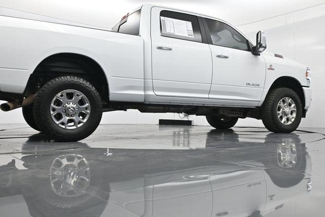 Photo of 2024 Bright White Clearcoat RAM 2500