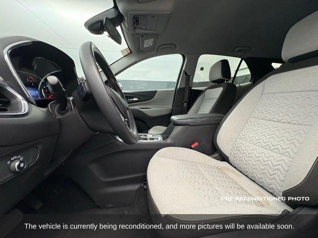 Photo of 2023 Sterling Gray Metallic Chevrolet Equinox