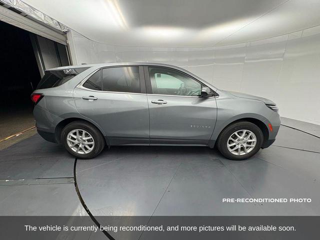 Photo of 2023 Sterling Gray Metallic Chevrolet Equinox