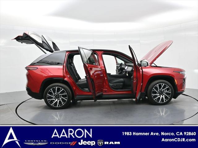 Photo of 2025 Red Hot Pearlcoat Jeep Wagoneer S