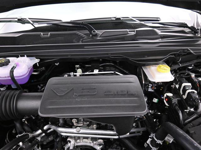 Photo of 2025 Granite Crystal Metallic Clearcoat RAM 1500