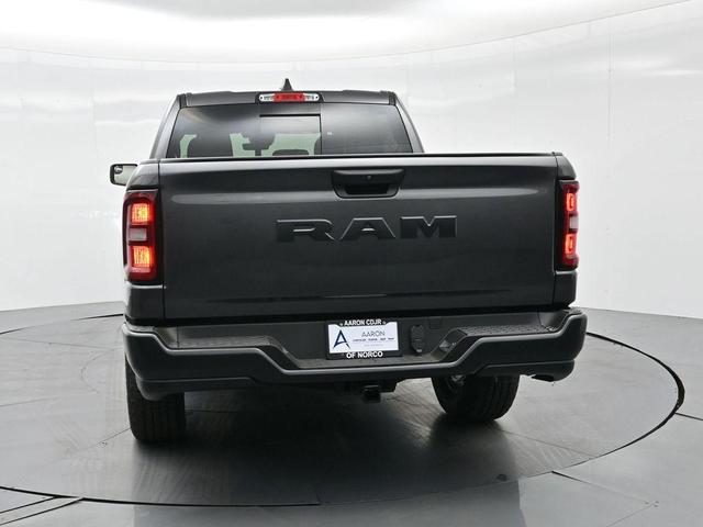 Photo of 2025 Granite Crystal Metallic Clearcoat RAM 1500