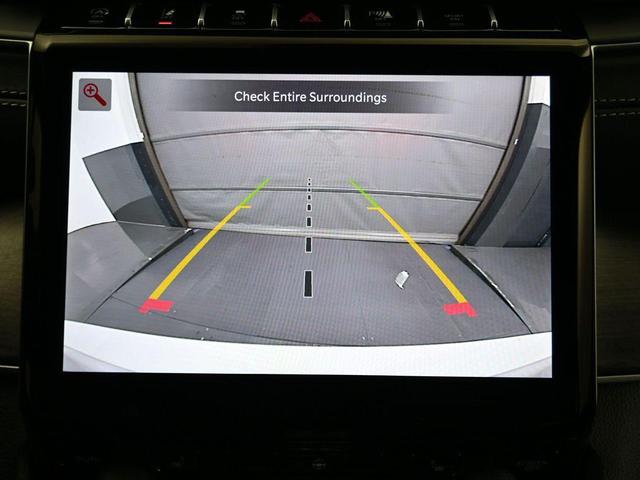 Photo of 2025 Bright White Clearcoat Jeep Grand Cherokee L