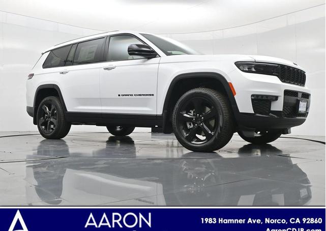 Photo of 2025 Bright White Clearcoat Jeep Grand Cherokee L