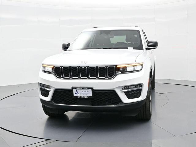 Photo of 2025 Bright White Clearcoat Jeep Grand Cherokee 4xe