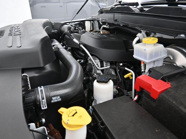Photo of 2024 Bright White Clearcoat RAM 2500