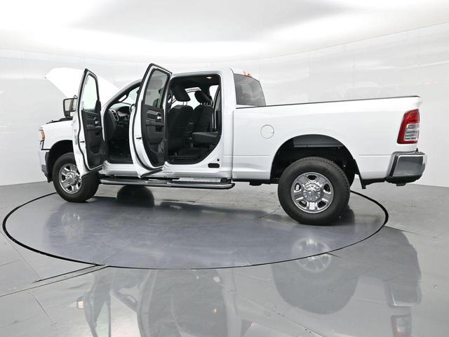 Photo of 2024 Bright White Clearcoat RAM 2500