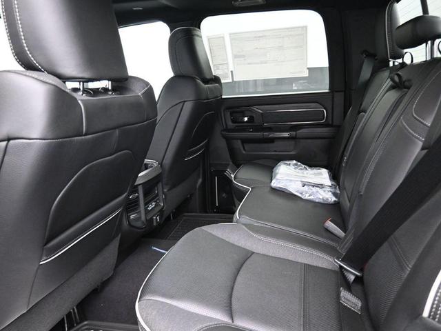 Photo of 2025 Granite Crystal Metallic Clearcoat RAM 3500