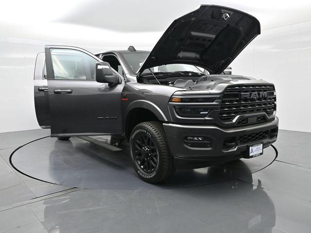 Photo of 2025 Granite Crystal Metallic Clearcoat RAM 3500