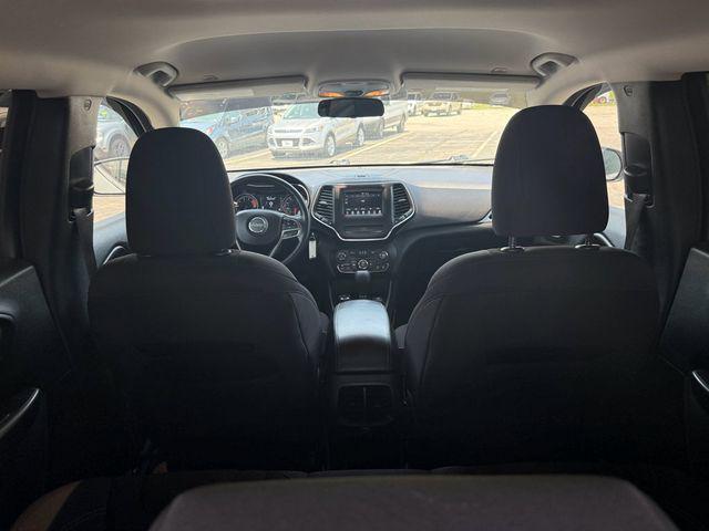 Photo of 2019 Billet Silver Metallic Clearcoat Jeep Cherokee
