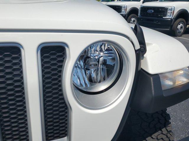 Photo of 2022 Bright White Clearcoat Jeep Wrangler Unlimited