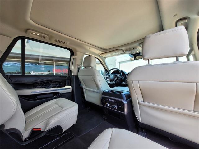 Photo of 2020 White Ford Expedition
