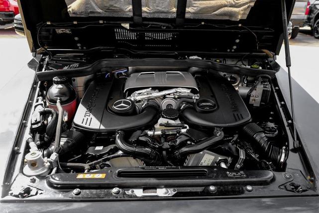 Photo of 2016 Obsidian Black Metallic Mercedes-Benz G-Class
