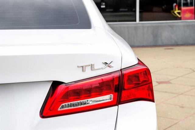 Photo of 2019 White Acura TLX