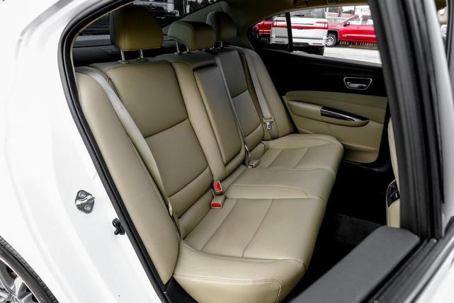Photo of 2019 White Acura TLX