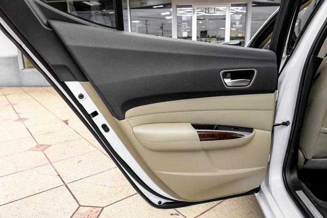Photo of 2019 White Acura TLX