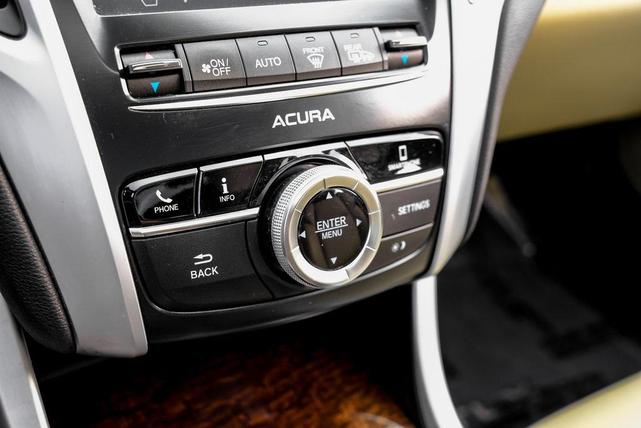 Photo of 2019 White Acura TLX