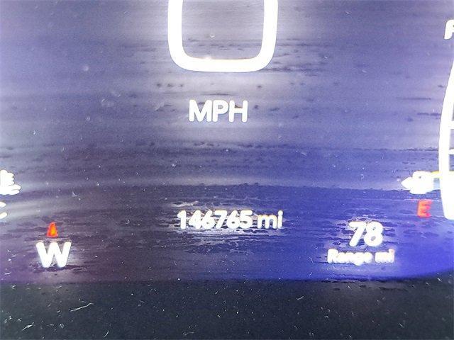 Photo of 2017 White Chrysler Pacifica