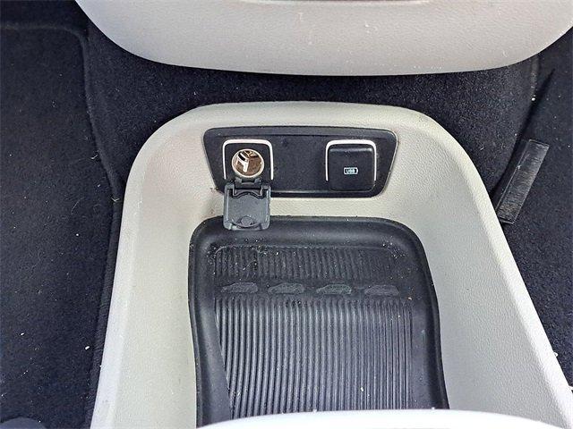 Photo of 2017 White Chrysler Pacifica