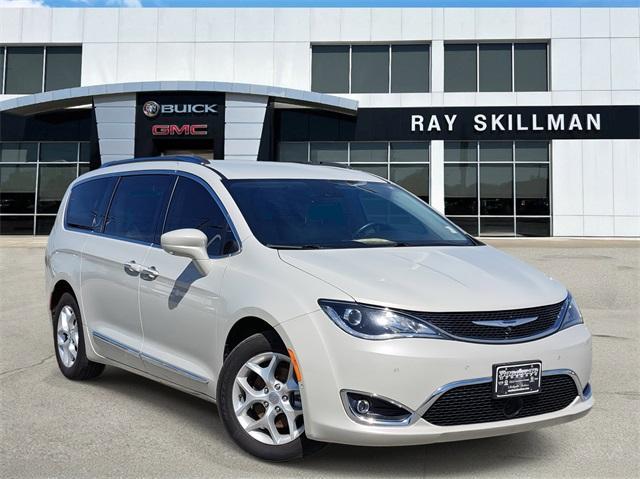 2017 Chrysler Pacifica