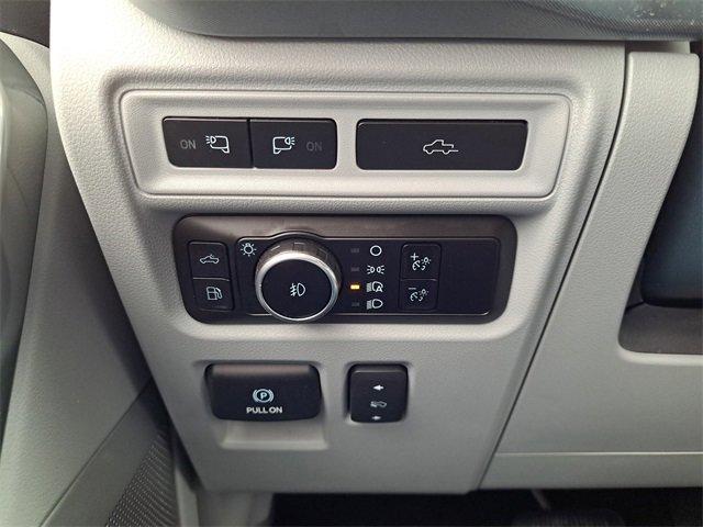 Photo of 2023 Star White Ford F-150