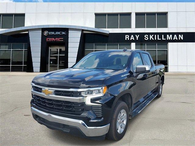 Photo of 2024 Black Chevrolet Silverado 1500